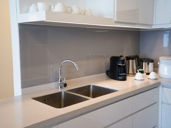 Qual Torneira Escolher? Descubra o Modelo Ideal para Sua Cozinha